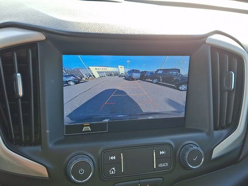 Used 2022 GMC Terrain Denali image 24