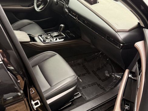 Used 2025 MAZDA CX-30 AWD 2.5 S w/ Premium Package image 13