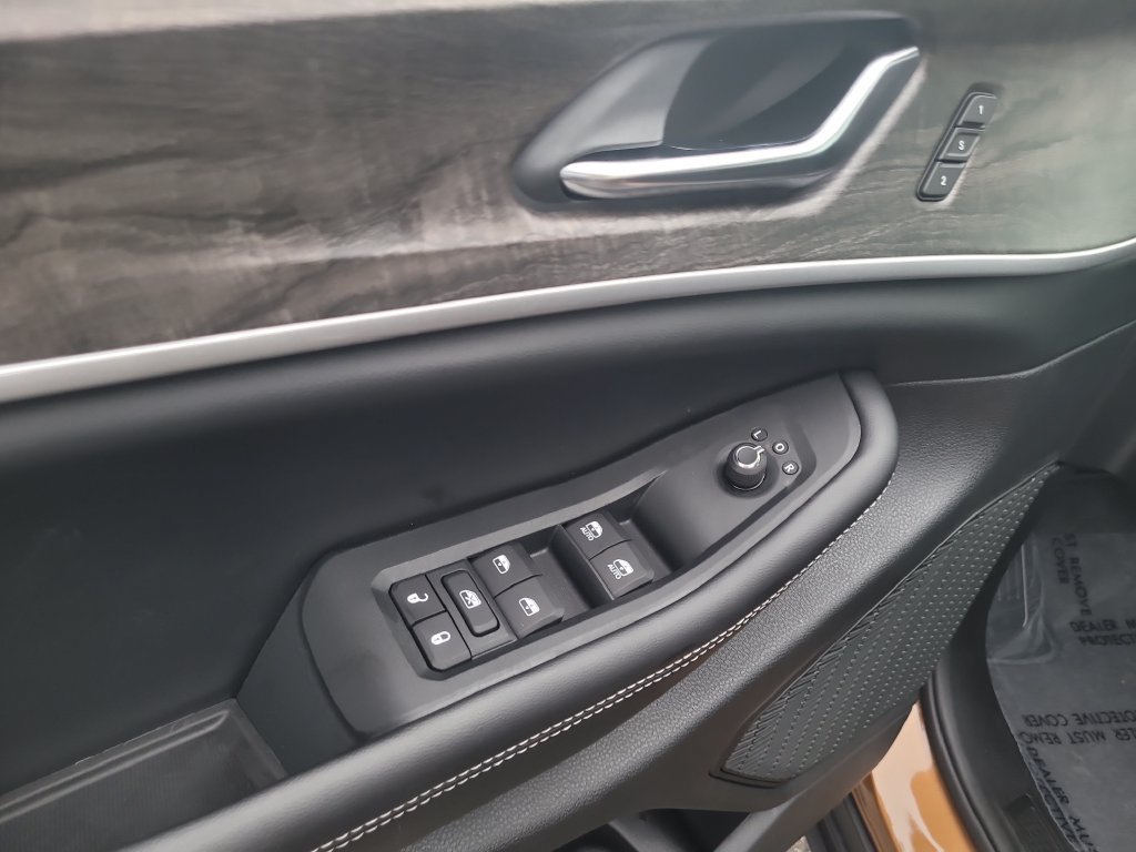 New 2027 Jeep Grand Cherokee Limited AWD/4WD image 19