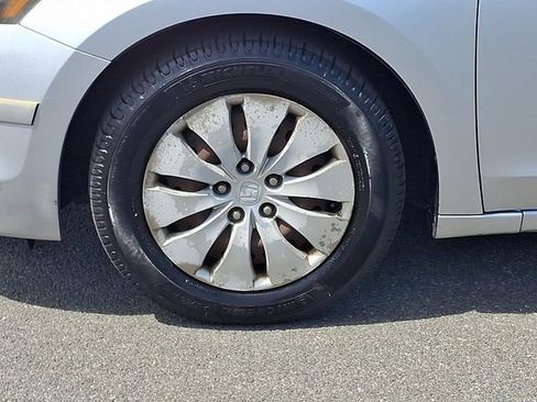 Used 2009 Honda Accord LX image 8