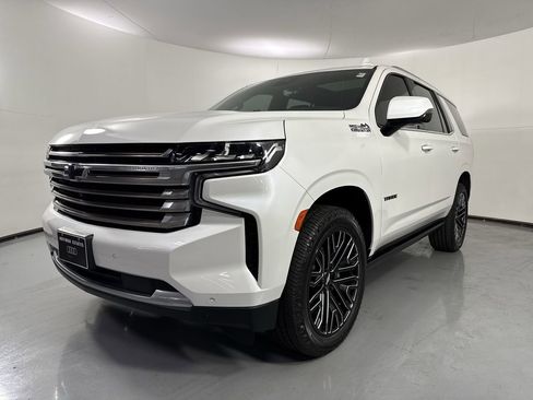 Used 2023 Chevrolet Tahoe High Country AWD/4WD image 25