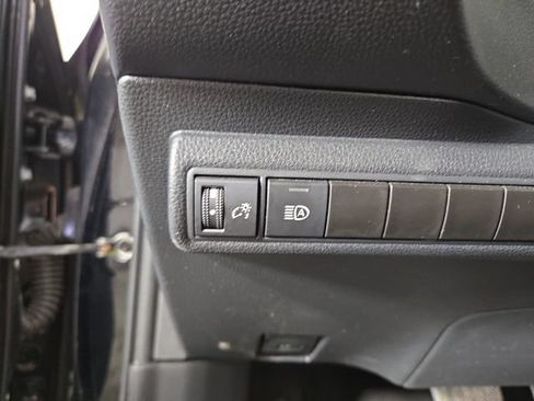Used 2024 Toyota Corolla LE FWD image 24