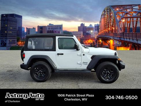 Used 2020 Jeep Wrangler Sport image 2