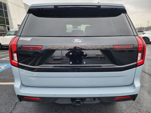 New 2026 Ford Expedition Tremor image 7