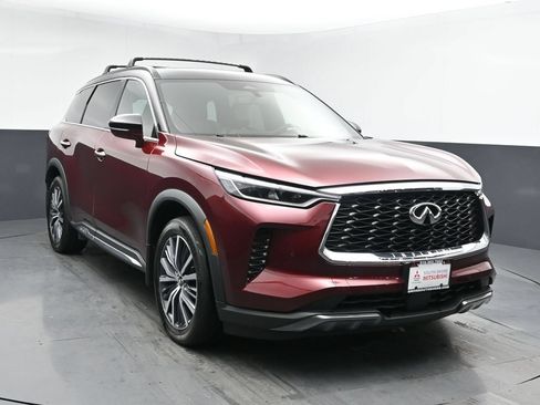 Used 2023 INFINITI QX60 Autograph AWD/4WD image 2
