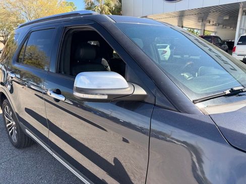 Used 2017 Ford Explorer Platinum AWD/4WD image 16
