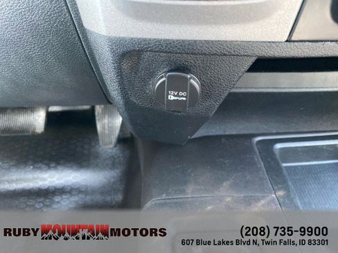 Used 2017 RAM 5500 Tradesman w/ Power & Remote Entry Group image 17