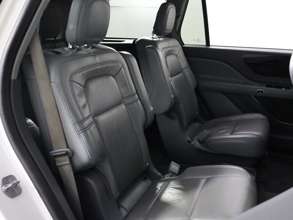 Used 2021 Lincoln Aviator Reserve RWD image 35