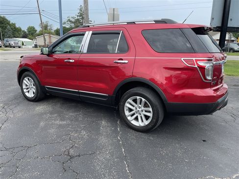 Used 2012 Ford Explorer XLT AWD/4WD image 5