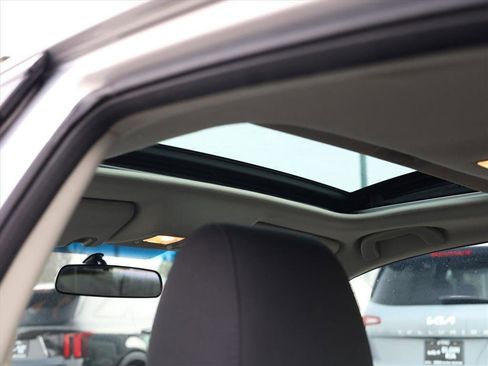 Used 2012 MAZDA MAZDA6 i Touring Plus image 18