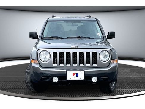 Used 2013 Jeep Patriot Sport w/ PWR Value Group AWD/4WD image 4