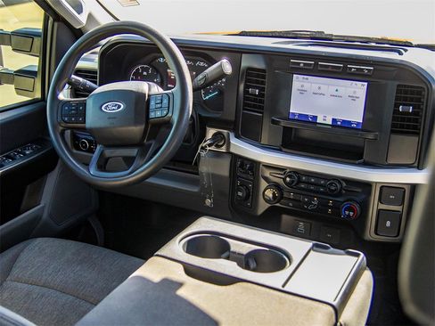 Used 2024 Ford F350 XL w/ FX4 Off-Road Package image 22