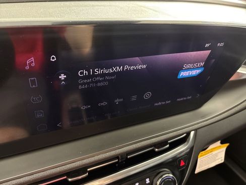 Used 2024 Buick Envista Sport Touring w/ Convenience I Package image 34