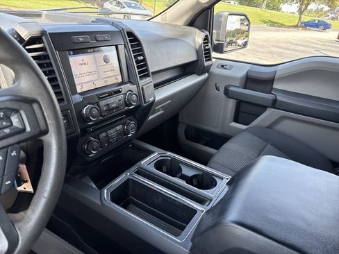 Used 2017 Ford F150 XL w/ Equipment Group 101A Mid RWD image 16
