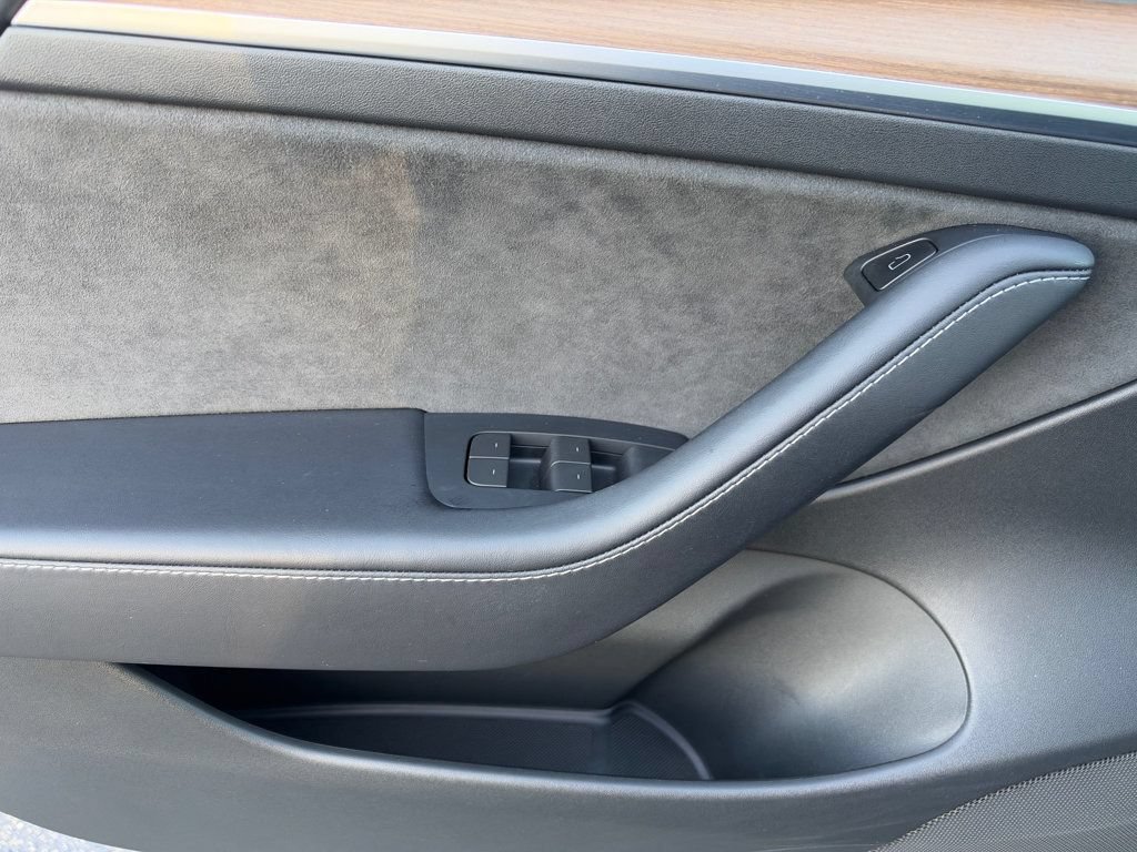 Used 2023 Tesla Model 3 Standard Range RWD image 21