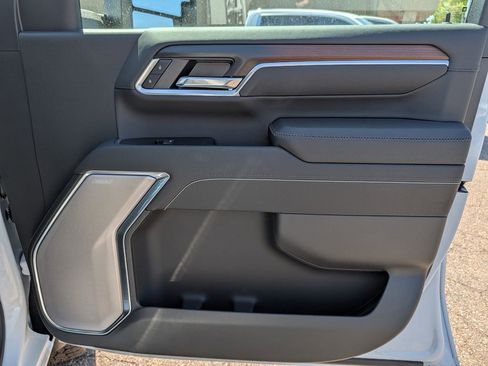 New 2026 GMC Sierra 3500 Denali w/ Denali Reserve Package AWD/4WD image 24