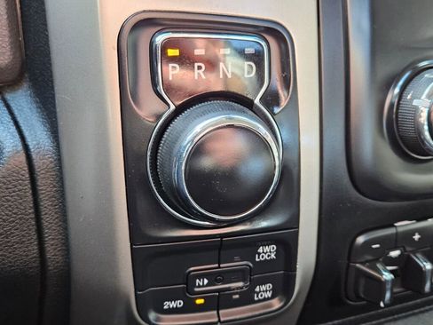 Used 2014 RAM 1500 Classic SLT w/ Remote Start & Security Group image 9