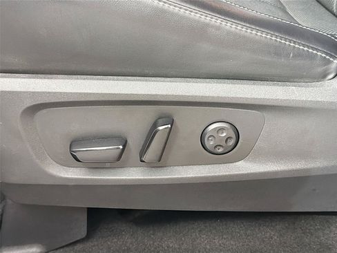 Used 2023 INFINITI QX60 Luxe w/ Cargo Package AWD/4WD image 19