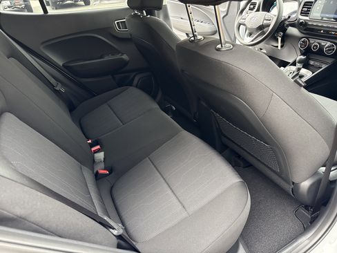 New 2026 Hyundai Venue SE image 15