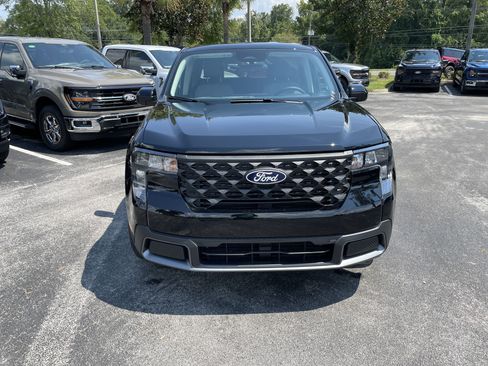 New 2025 Ford Maverick XLT w/ XLT Luxury Package image 2