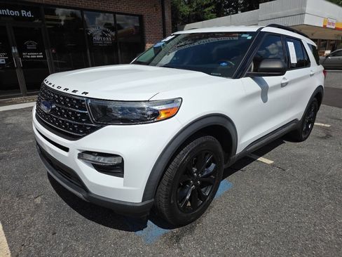 Used 2020 Ford Explorer XLT w/ Equipment Group 202A RWD image 1