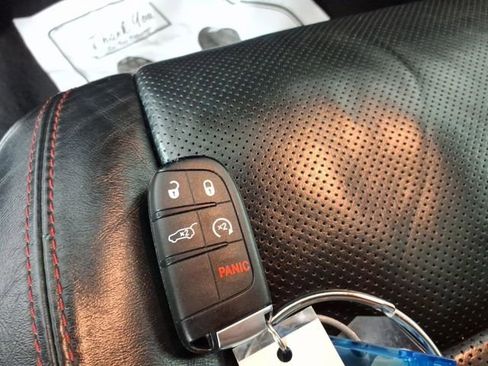 Used 2023 Dodge Durango GT AWD/4WD image 17
