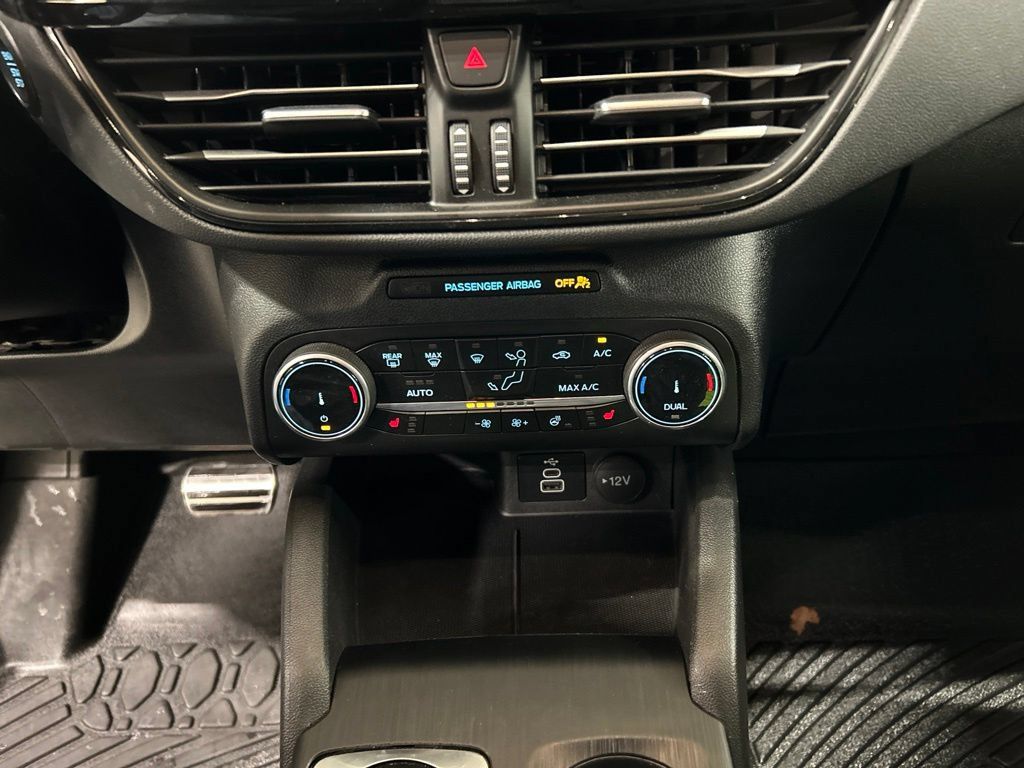 Used 2024 Ford Escape ST-Line AWD/4WD image 21