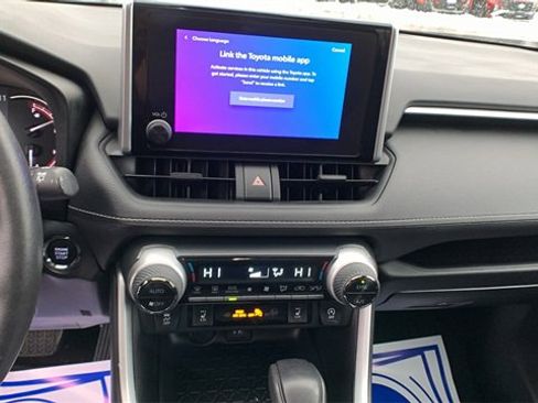 Used 2023 Toyota RAV4 XLE image 15