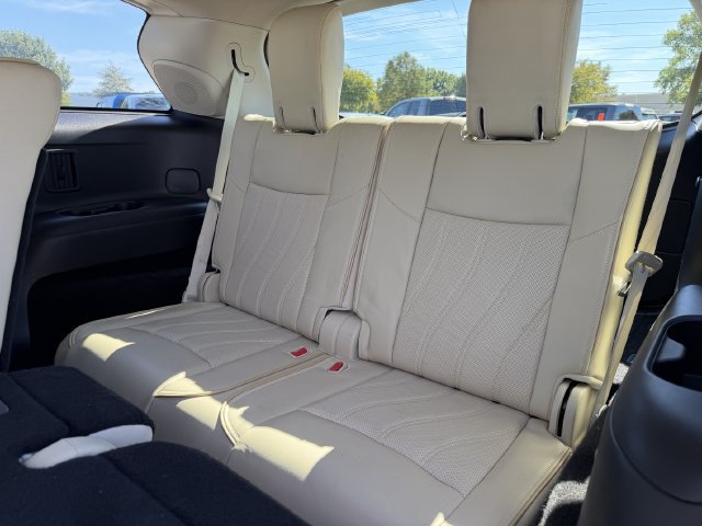 Used 2015 INFINITI QX60 FWD w/ Deluxe Touring Package image 27