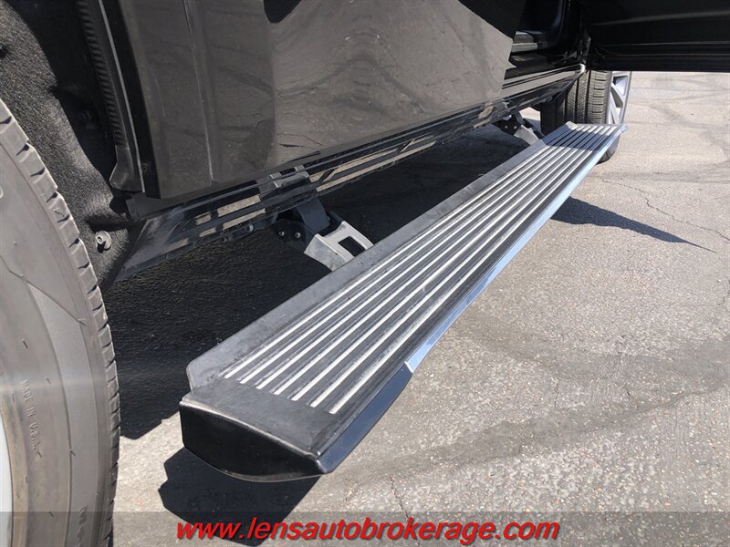 Used 2022 Jeep Grand Wagoneer Series I AWD/4WD image 26