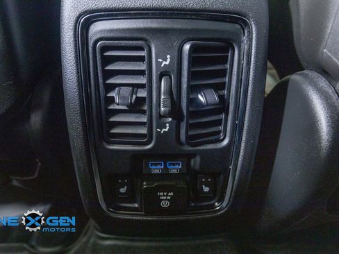 Used 2019 Jeep Grand Cherokee Trailhawk AWD/4WD image 28