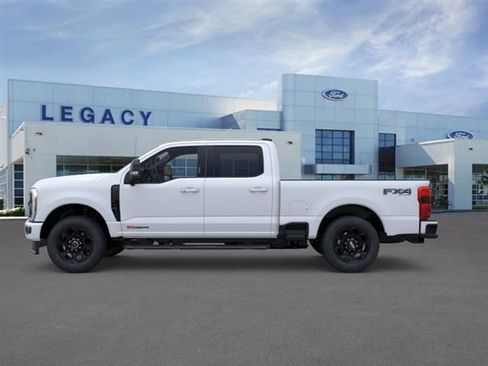 New 2026 Ford F250 Lariat w/ Black Appearance Package AWD/4WD image 3
