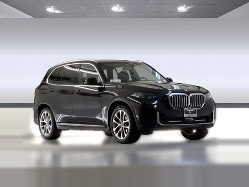 Used 2025 BMW X5 xDrive50e AWD/4WD image 6