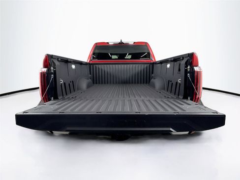 Used 2023 Toyota Tundra Limited AWD/4WD image 37