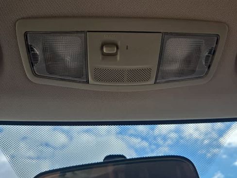 Used 2016 Mitsubishi Outlander SEL image 47