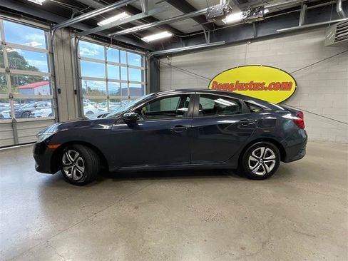 Used 2018 Honda Civic LX image 2