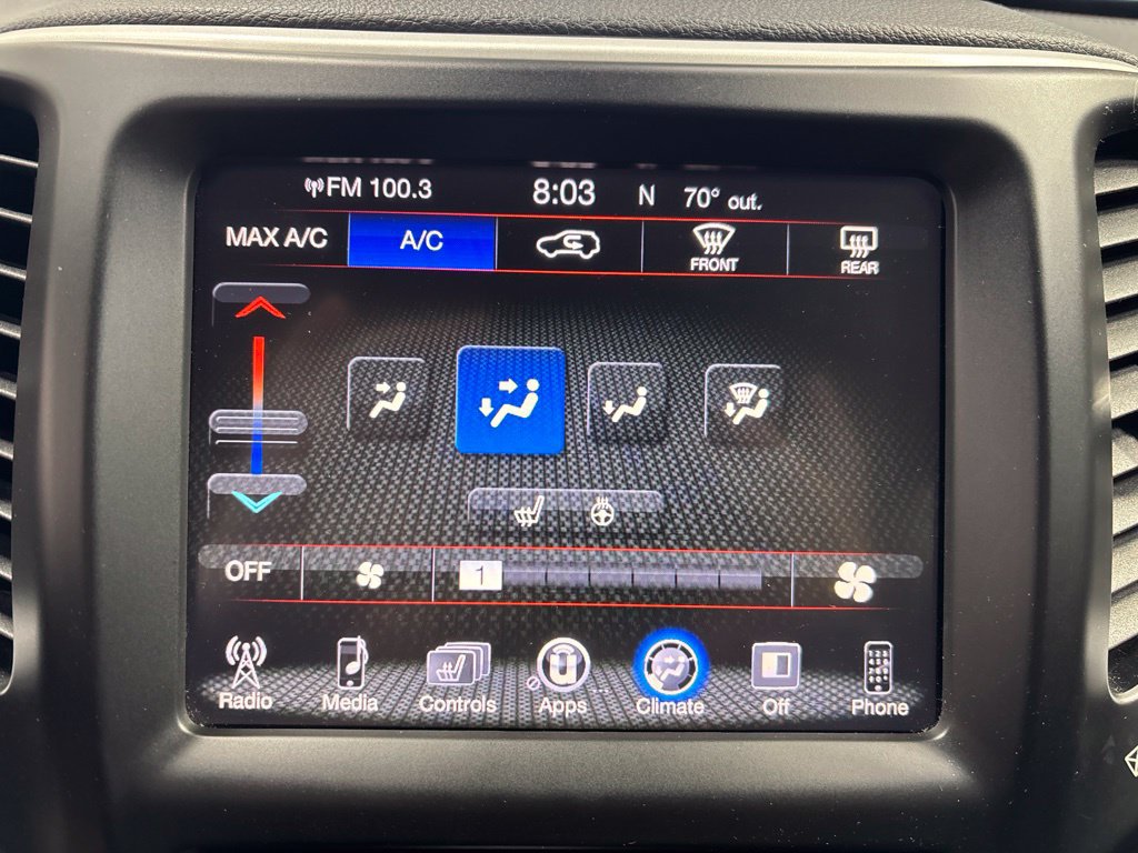 Used 2014 Jeep Cherokee Latitude w/ Cold Weather Group FWD image 18