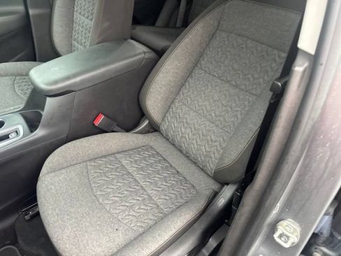 Used 2024 Chevrolet Equinox LT FWD image 8