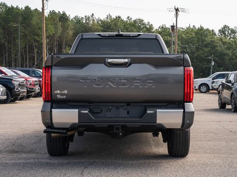 Used 2024 Toyota Tundra Limited w/ Power Package AWD/4WD image 8