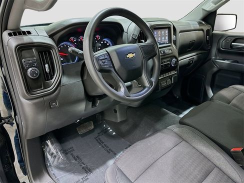 Used 2023 Chevrolet Silverado 1500 Custom image 9