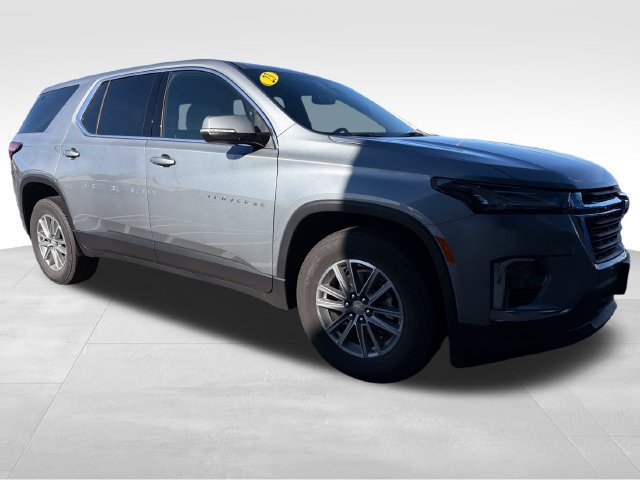 Used 2023 Chevrolet Traverse LS w/ Safety Package AWD/4WD image 8