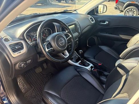 Used 2020 Jeep Compass Latitude w/ Cold Weather Group image 15