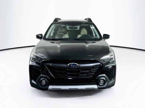 Used 2023 Subaru Outback Limited AWD/4WD image 2