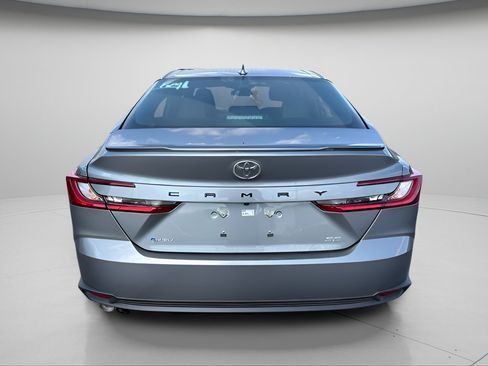Used 2026 Toyota Camry SE FWD image 12