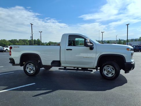Used 2024 Chevrolet Silverado 2500 W/T w/ WT Convenience Package AWD/4WD image 30