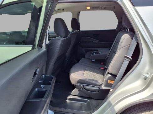Certified 2025 Nissan Pathfinder SV AWD/4WD image 26