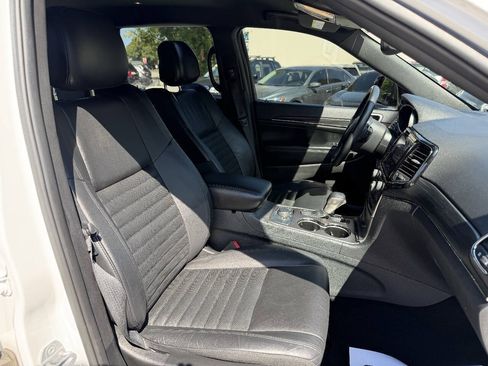 Used 2019 Jeep Grand Cherokee Limited X AWD/4WD image 9