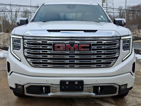 Used 2023 GMC Sierra 1500 Denali w/ Denali Reserve Package image 2