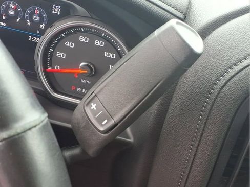 Used 2022 Chevrolet Silverado 1500 High Country AWD/4WD image 9
