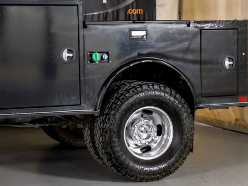 Used 2020 Ford F350 XLT w/ XLT Value Package image 13